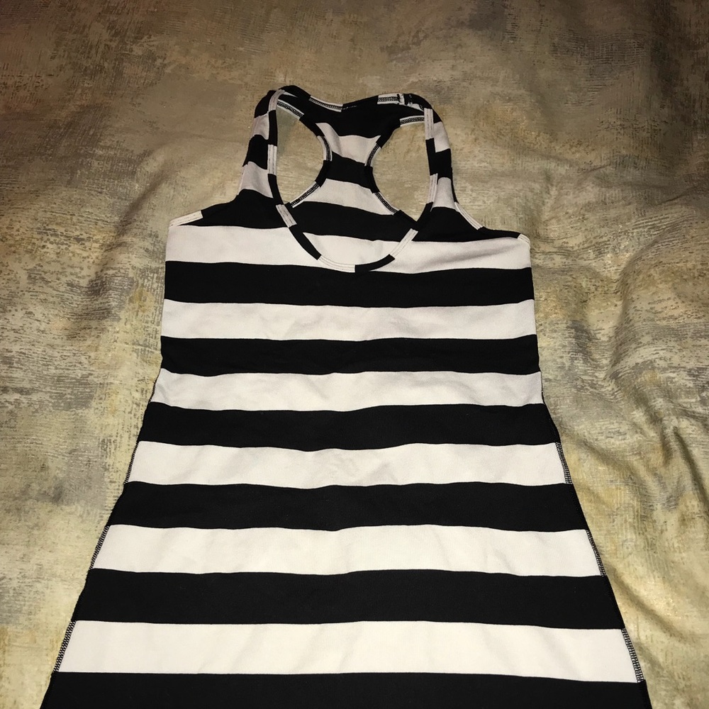 Lululemon Cool Racerback Tank CRB Size 4 Stripes